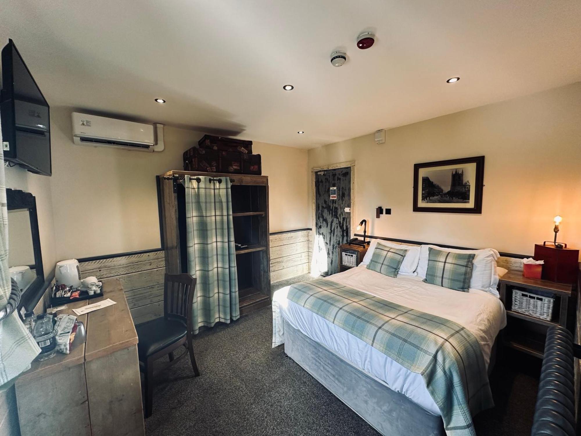 South Causey Inn Stanley  Ngoại thất bức ảnh